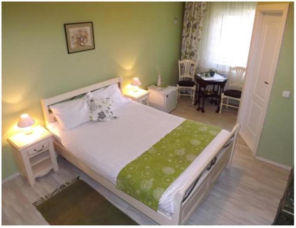 Pensiunea Pentru Tine Prietene Arcani Zimmer foto