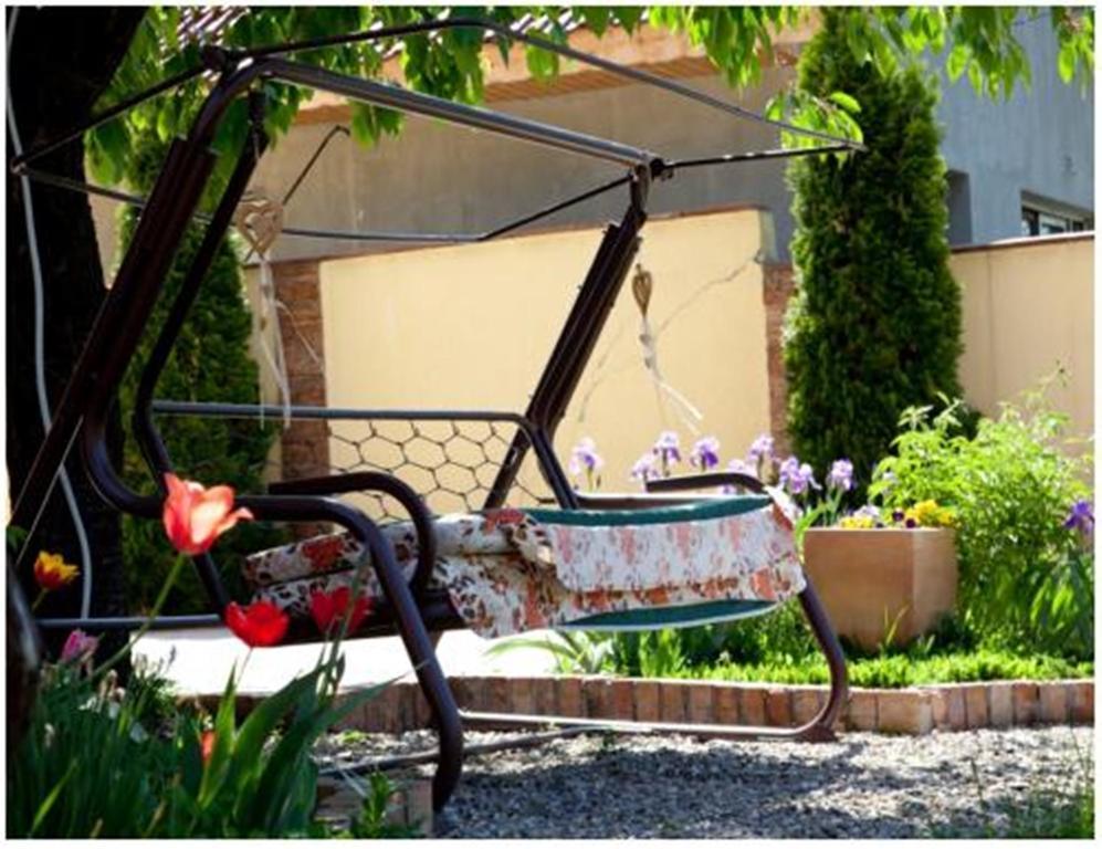Pensiunea Pentru Tine Prietene Arcani Zimmer foto